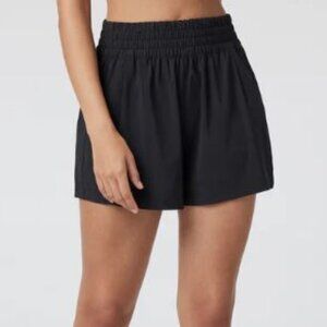 Vuori Villa Women's Black Pull on Shorts - M